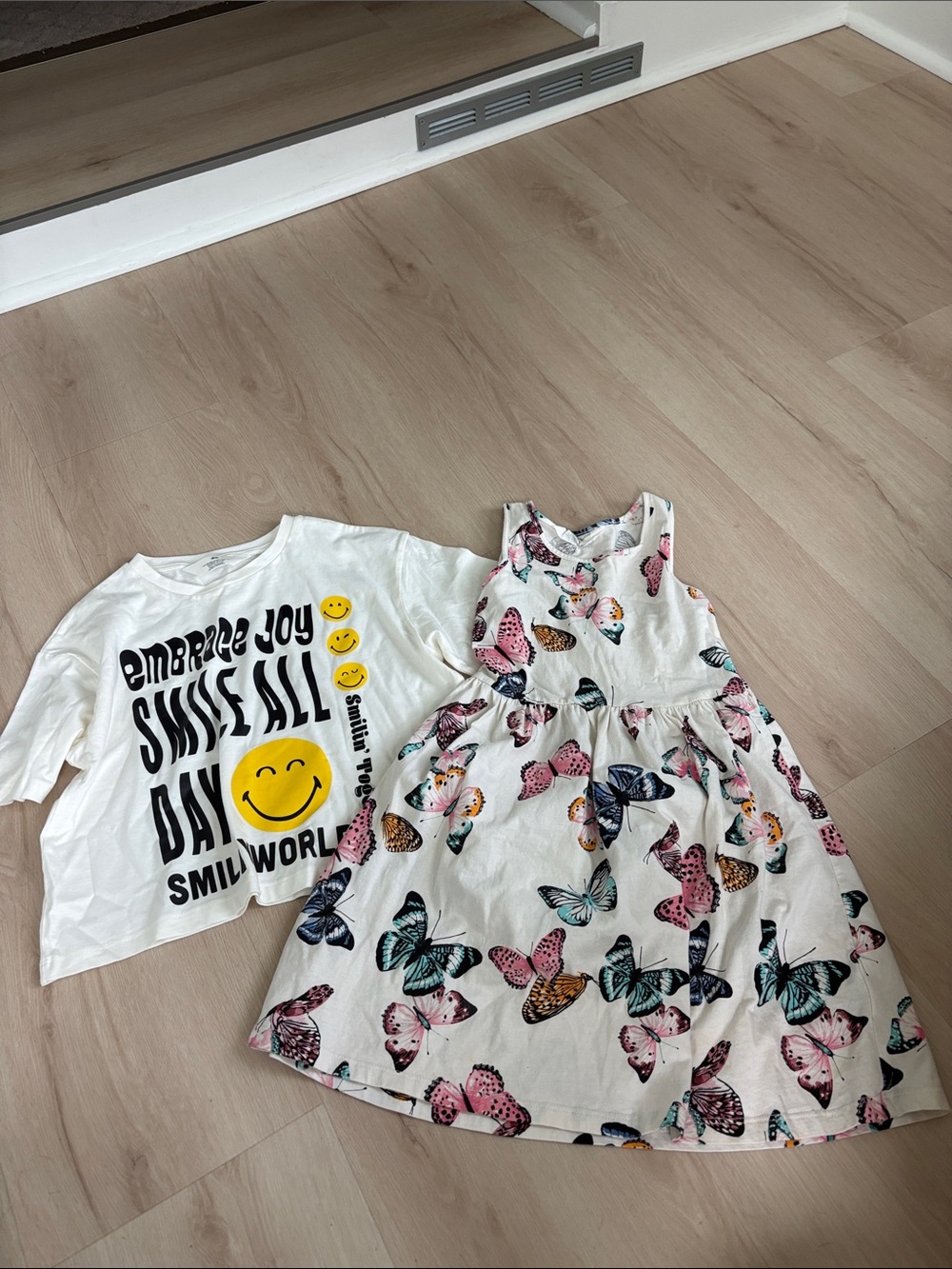 H&M White Girls Dress with Multicolor Butterfly Print and smiley T-shirt